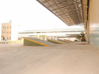 液壓登車橋/調(diào)節(jié)板